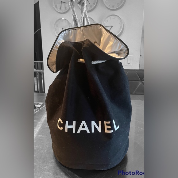 CHANEL Bags Auth 0 Chanel Vip Backpack Poshmark